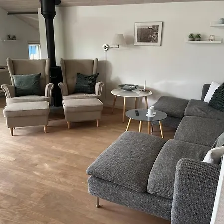 Laekkert I Gaafstand Til By Og * Bøtø By