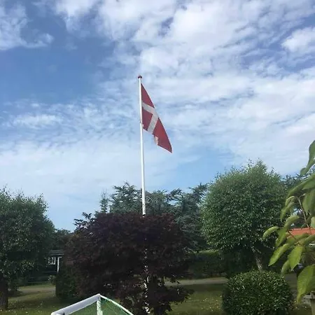 Lækkert I Gåafstand Til By Og