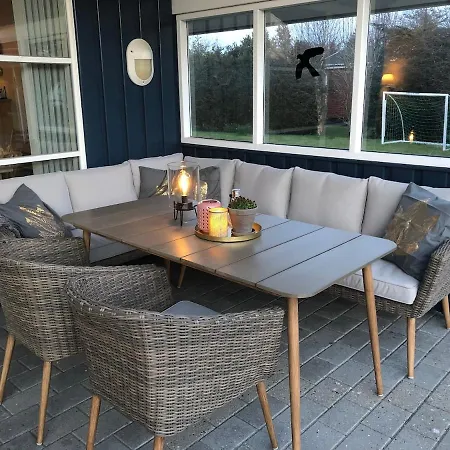 Laekkert I Gaafstand Til By Og