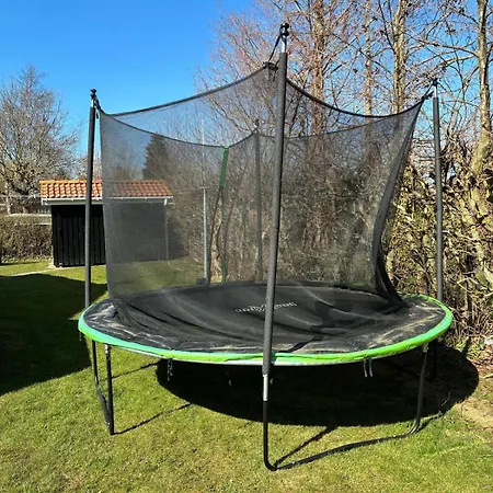 Laekkert I Gaafstand Til By Og *